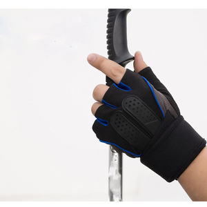 Gants de cyclisme fitness personnalisés demi-doigts pour hommes et femmes, respirants, avec support de poignet, pour la musculation, imperméables et ajustables - Product Image 3