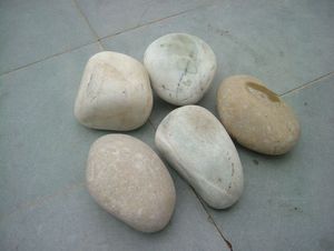 Piedras decorativas semiblancas, diseño moderno ecológico, piedras duraderas para exteriores, piedras filtrantes para villas - Product Image 3