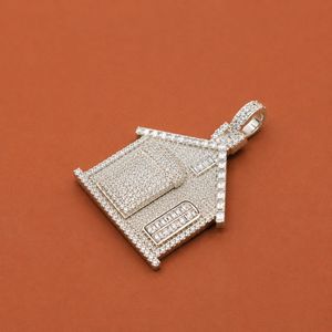 Collar con Colgante de Casa Personalizado con Diamantes de Moissanita Totalmente Cubiertos de Piedras y Estilo Urbano a la Moda - Product Image 2
