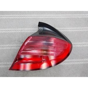 ไฟท้ายรถคูเป้ มือสอง ขวา รุ่น A2038200664 - Product Image 1