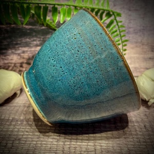 Bol à soupe en céramique chic, finition émaillée bleu océan, profil rond haut, résistant aux éclats, qualité alimentaire, pour une ambiance gastronomique raffinée - Product Image 3