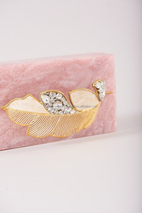 Cadre et boîte de sac à main d'embrayage en résine coulé à la main de luxe vintage rose clair sacs de soirée avec décoration en chaîne pour les fêtes de mariage - Product Image 2