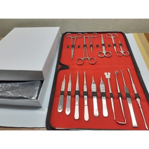 Kit de chirurgie mineure de qualité supérieure, 16 pièces, en acier inoxydable, manuel, CE ISO Classe I, Regal Impex - Product Image 1