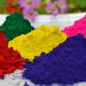 สารประกอบกลิ่นกูลัลสำหรับเทศกาลโฮลี ผลิตสีสันสดใสสำหรับงานเฉลิมฉลอง พร้อมกลิ่นหอมดอกไม้และผลไม้ที่เต็มไปด้วยความสุข - Product Image 3