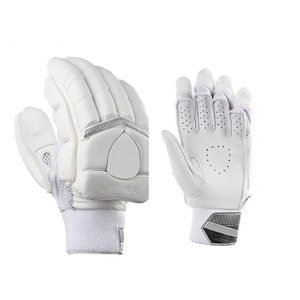 Gants de cricket en cuir de qualité supérieure, fabriqués en usine, avec logo personnalisé, couleur personnalisable, confortables et protecteurs. - Product Image 6
