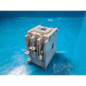 Contacteur magnétique CUTLER-HAMMER CE15KN3-T16 d'occasion – Pièces d'équipement semi-conducteur Legacy - Product Image 3