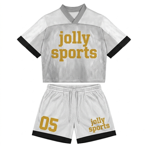 Ensemble court en jersey poly mesh premium 225 GSM pour femme, avec empiècements gris, logo appliqué et impression sérigraphiée, tenue d'entraînement personnalisée, ensembles pour femme - Product Image 3