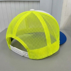 หมวกแก๊ปทรง Trucker 6 แผง แบบกำหนดเอง พร้อมโลโก้ ปิดด้วย Snapback รับผลิตแบบ OEM ODM ขั้นต่ำน้อย ขายส่ง ผู้ผลิต รับทำแบรนด์ส่วนตัว - Product Image 5
