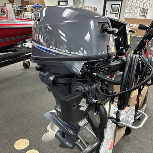Nouveau moteur hors-bord Yamaha 25 CV 2025 avec poignée de direction et démarrage électrique - Product Image 5