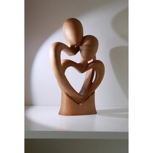 Sculpture en bois en forme de cœur, faite à la main, décoration moderne pour table, salon, ornement pour la Saint-Valentin - Product Image 4