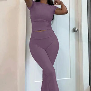 Conjunto Deportivo Personalizado para Mujer, Top Corto de Manga Corta y Pantalones Acampanados de Cintura Alta, Ropa Deportiva para Yoga, Proveedor OEM - Product Image 6