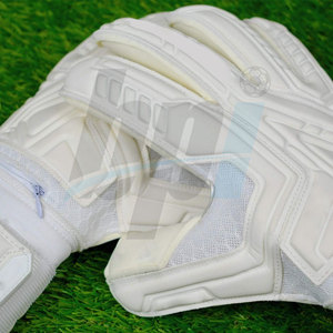 ถุงมือผู้รักษาประตูกันลื่น ขายดี สำหรับกีฬา วัสดุทนทาน คุณภาพดี - Product Image 4