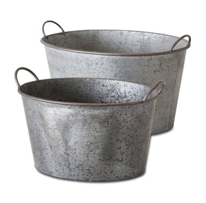 Grandes jardinières rustiques en métal galvanisé pour l'extérieur, capacité personnalisable, pots de fleurs - Product Image 1