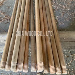 Balai et pelle en bois d'eucalyptus naturel du Vietnam avec manche en PVC, machine à fabriquer des balais pour usage domestique, prix abordable - Product Image 4