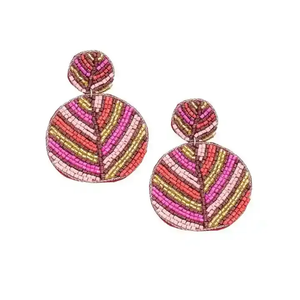 Pendientes de Aro con Cuentas de Semilla, Bordados a Mano, Diseño de Moda, El Mejor Diseño de MD HANDICRAFTS - Product Image 3