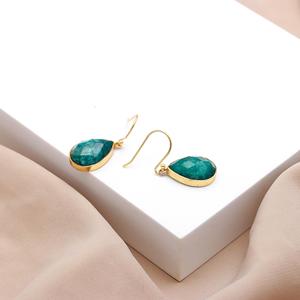 ต่างหูทรงหยดน้ำประดับมรกตเจียระไนทรงลูกแพร์เคลือบทองคำ 18K ดีไซน์ทันสมัยสำหรับงานแต่งงานและงานปาร์ตี้ - Product Image 4