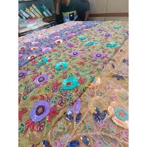 Tela de encaje floral 3D de lujo con cuentas a mano al por mayor para vestidos de novia, fabricante de tela de red bordada - Product Image 4