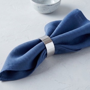 Juego de servilleteros minimalistas de plata pulida, servilleteros metálicos de primera calidad para banquetes, días festivos, fiestas y hogares modernos - Product Image 1