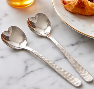 Heart Shape Head <b>Gold</b> <b>Spoon</b> Elegant And Stylish Utensil Perfect For Dining Table Kitchen Essentials And Gift Collection - Product Image 3