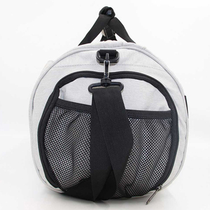 Bolsas Deportivas para Hombre y Mujer con MOQ Bajo, Correas Ajustables, Logotipo Personalizado Impreso, Calidad Premium, Ecológicas, Capacidad de 30-40L, para Uso en Exteriores - Product Image 3