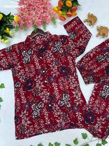 ชุดเซ็ตเสื้อผ้าแฟชั่นผู้หญิงจากอินเดีย ผ้าเรยอนคอตตอนพิมพ์ลายและงานฟอยล์ พร้อมกางเกงมีกระเป๋าข้างเดียว กำลังเป็นที่นิยม - Product Image 5