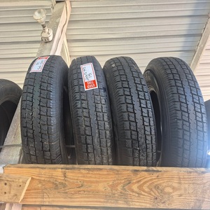 Neumáticos 225/75R15 de Larga Duración, Diseñados con Construcción de Banda de Rodadura Resistente, Tracción Confiable, Manejo Cómodo - Product Image 2
