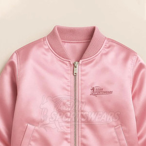 Veste en satin respirante et brillante pour homme, idéale pour les événements sociaux en plein air et les tenues décontractées haut de gamme - Product Image 3