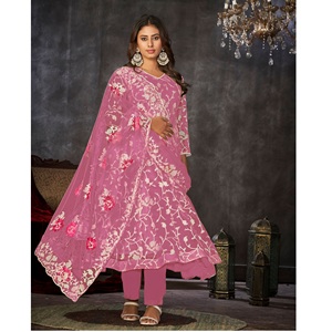 Elegante traje Anarkali rosa para mujer, con estilo para fiestas y bodas, manga 3/4, crepé de georgette, semicosturado. - Product Image 1