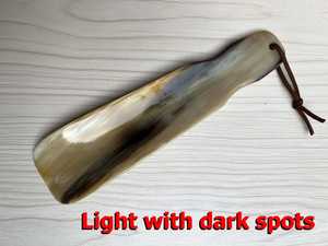 Chausse-pieds en corne naturelle faits à la main, accessoires pour chaussures, fabriqués en Inde, gravure de logo acceptée, conçus pour enfiler les chaussures - Product Image 2