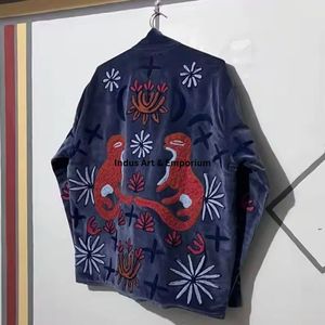 Chaqueta de algodón Suzani hecha a mano en India, chaqueta corta bordada a mano, abrigo unisex, chaqueta corta Suzani hecha a mano - Product Image 4