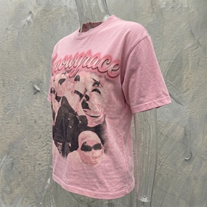 Camiseta Snowgrace Rosa Estampada para Hombre, Manga Corta, Cuello Redondo, Informal, de Algodón, Corte Regular, con Logotipo Estampado en la Parte Delantera - Product Image 4