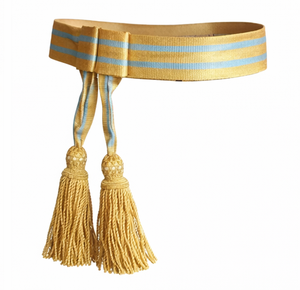 Cinturón Ceremonial Dorado con Rayas Azules y Grises – Accesorio Decorativo para Uniforme - Product Image 4