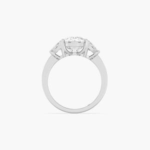 Bague en argent sterling à trois pierres de diamant de fabrication indienne, bijou élégant et abordable avec diamants certifiés - Product Image 1