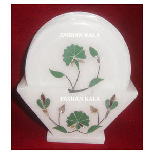 Nuevo Juego de Posavasos de Mármol Blanco con Diseño Creativo Indio Hecho a Mano para Decoración del Hogar y la Cocina - Product Image 4