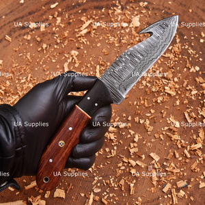 มีดแค้มปิ้งกลางแจ้งแบบ Full Tang Damascus Steel Gut Hook ด้ามเรซิ่นกันลื่น ใบมีดเกรดอุตสาหกรรม หนา 0.5 มม. พร้อมซองหนัง - Product Image 3