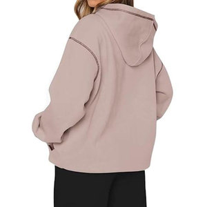 เสื้อฮู้ดดี้ผู้หญิงดีไซน์ล่าสุด แบบเรียบง่าย สวมใส่สบาย เหมาะสำหรับฤดูหนาว เนื้อผ้านุ่ม ระบายอากาศได้ดี ฮู้ดปรับได้ โลโก้ด้านหน้าปรับแต่งได้ - Product Image 6