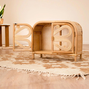 Table d'appoint en rotin naturel extraordinaire, faite à la main, style bohème, pour la décoration de la chambre d'enfant - Product Image 3