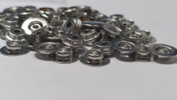 Bouton de fermeture de vêtements en métal en 4 parties de 15mm