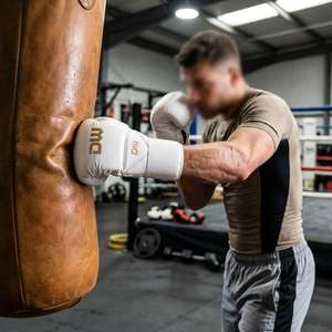 Guantes de Boxeo OEM ODM - Guantes de Entrenamiento Premium para Hombre - Guantes de Sparring para Muay Thai, Kickboxing y Bolsa de Boxeo, de Cuero PU Resistente y Ajustables - Product Image 5