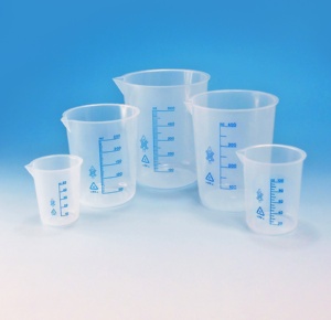 Griffin Squat forma plástico PP azul graduado vaso - Product Image 3