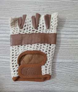 Guantes de Gimnasio para Levantamiento de Pesas, Transpirables, Ligeros, de Medio Dedo, para Hombres y Mujeres - Product Image 1