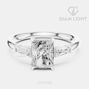 Bague de fiançailles en or blanc 14 carats avec diamant de laboratoire taille radiant de 1,56 carat, certifié IGI, couleur F+, clarté VS+, bague de promesse de mariage - Product Image 1