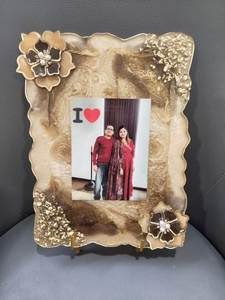 Decorative Resin Photo Frame with Artistic Handmade Craftsmanship for Living Room Display - Product Image 5