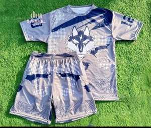 Ensemble de maillot de football pour hommes DYNAMEL WEARS, col en V, manches courtes, évacuation de l'humidité, rayures sublimées rouge et bleu, uniforme de football - Product Image 2