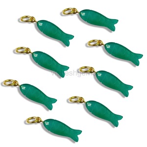 Colgante de Pez de Ónix Verde Natural, Precio al por Mayor, Chapado en Oro, Tallado a Mano, Colgante de Pez Koi con Gema, para Fabricación de Joyas - Product Image 3