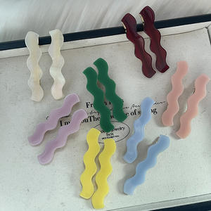 Pasador de Pelo Ondulado de Acetato - Product Image 3