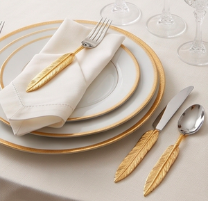 Ensemble de couverts en acier inoxydable avec manche en plumes dorées, finition miroir, passe au lave-vaisselle, pour mariage, style bohème - Product Image 6