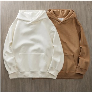 Sweat-shirt à capuche marron pour homme en coton French Terry, coupe ample, décontracté, pour l'automne, avec logo imprimé sur le devant et poche. - Product Image 2