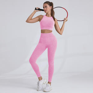 Soutien-gorge de sport de maintien sans couture, Leggings courts sculptants à effet froncé au dos, Tenue de course et de yoga respirante et légère - XL Uni - Product Image 2