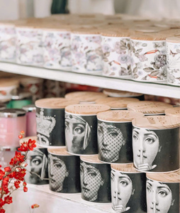 Bougie en pot en céramique de cire de noix de coco personnalisée avec parfum de chocolat Cadeaux de remise de diplôme de style moderne pour des moments calmes à la maison - Product Image 4